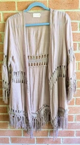 Dreamers Damen XL offene Strickjacke Kimono Fransen fließend Boho hauchdünn Küstenschicht - Bild 1 von 7