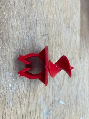 Watts Radiant PAC1620 Fasterner Clip (qty 160) - Image 1 of 3