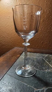 Southern Living GALLERY COLLECTION Water Goblet 7 5/8" - Picture 1 of 5
