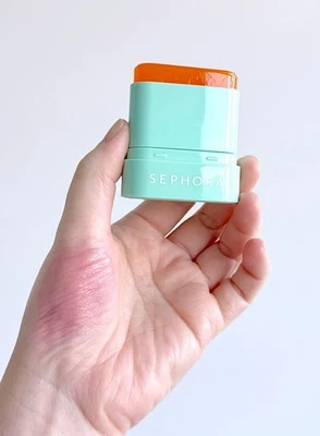 SEPHORA Color Twister Labios y mejillas Cambio de color Aceite en palo I CRAZY CORAL Foto 1 de 4