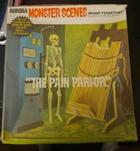 Aurora Monster Scene The Pain Parlor Model Kit 1971. Box Worn. Sealed Parts - Picture 1 of 7