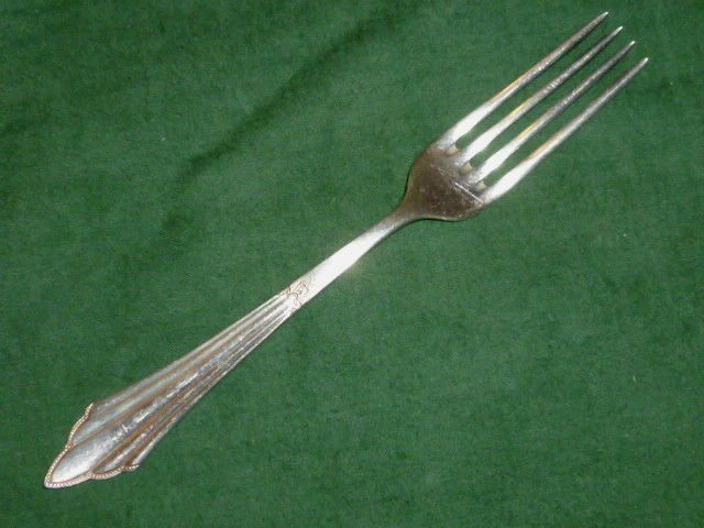 Alte WMF Fächerbesteck Fächermuster Essgabel Gabel 18cm Fächer Besteck Silber 90 - Bild 1 von 1