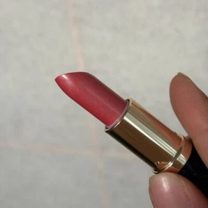 Estée Lauder Pure Color Envy Hi-Lustre Light Sculpting Lipstick Candy 223 - Picture 1 of 7