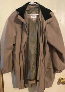 Jacqueline Ferrar Khaki Rain Jacket with Removeable Hood - Picture 1 of 3