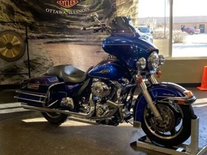 2009 Harley-Davidson® FLHTCU - Ultra Classic® Electra Glide® - Picture 1 of 12