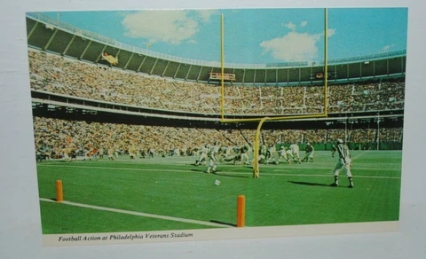 Philadelphia Eagles football action postcard, Veterans Stadium Cover