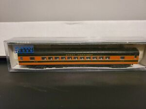 Kato N Scale Great Northern Passenger Car