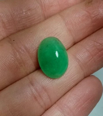 Cabujón esmeralda natural, esmeralda ovalada para joyería, piedra natal de mayo esmeralda. Foto 1 de 4