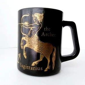 VINTAGE FEDERAL SAGITTARIUS THE ARCHER ZODIAC BLACK & GOLD MILK GLASS MUG 10 OZ - Picture 1 of 5