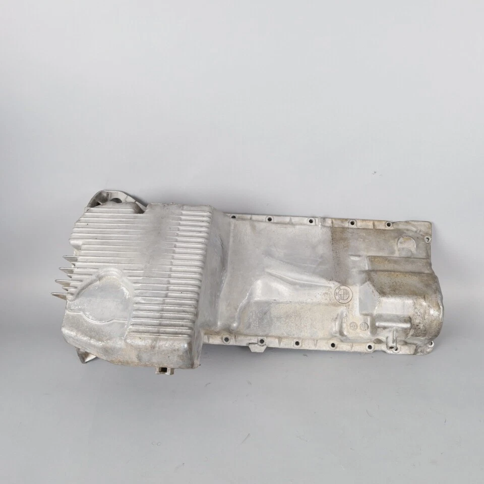 1996-1999 BMW 323i 328i M3 Z3 Engine Oil Pan 11131748755 OEM Used — 第 1/4 张图片