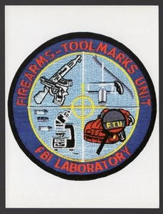 Cartolina - Patch distintivo simbolo unità marchi attrezzi laboratorio FBI  - Foto 1 di 2