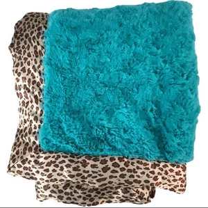 Tender Kisses Turquoise Leopard Cheetah Print Satin Trim Baby Blanket (RT1) - Picture 1 of 2