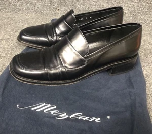 Vintage Mezlan Womens Sz 8 M Black Slip on Dress Pumps Shoes From Spain W/Bag - Picture 1 of 10