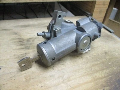 Interruptor de bloqueo de encendido e cilindro Ford Escort 1991-1993 F0CZ-11582-A SW-2489 NOS Foto 1 de 4