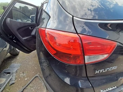 Б/у левый задний фонарь в сборе подходит: 2013 Hyundai Tucson четверть панели установлен Le - Изображение 1 из 4