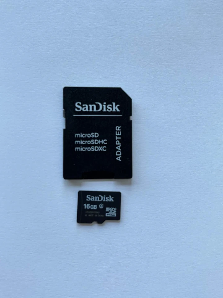 MicroSDHC SanDisk 16 GB con adattatore - Immagine 1 di 1