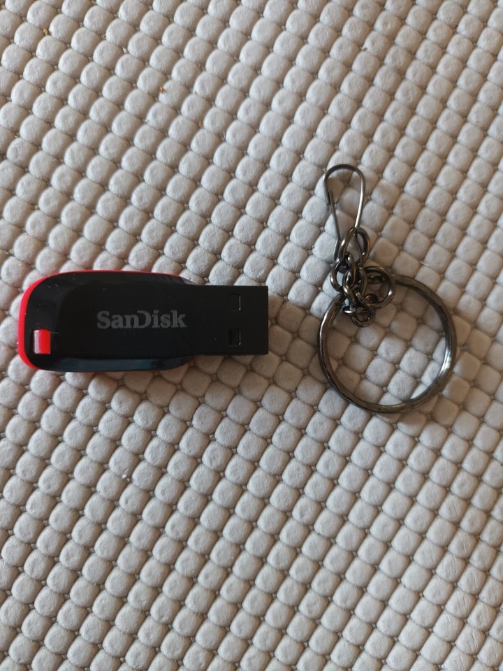 Clé USB SANDISK ULTRA 512 Go 130 Mo/s USB 3.0 - Photo 1/2