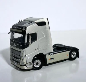 Volvo FH5 trotamundos XL 4x2, modelos de camiones WSI 04-2144 - Imagen 1 de 6