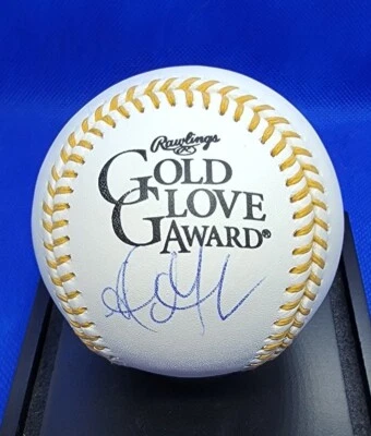 GUANTE DORADO Firmado por ADRIAN GONZALEZ Béisbol JSA Automático GG Medias Rojas Dodgers Foto 1 de 4