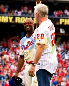 Foto de Jimmy Rollins y Mike Schmidt High Five Philadelphia Phillies 8x10 MLB - Imagen 1 de 1