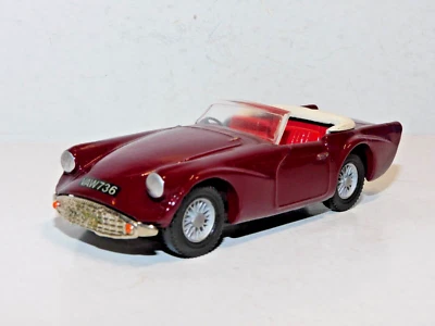 DAIMLER SP250 DARDO GRANATE 1/42 SPOT-ON REPRODUCCIÓN DE METAL BLANCO SIN CAJA Foto 1 de 4