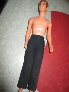 MUÑECA de moda estilo Barbie estilo Ken Vintage NO FUNCIONA - Años 90 - Imagen 1 de 2
