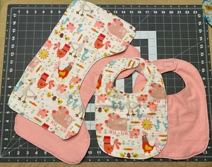 Baby Burp Cloth Bib Bundle Farm Animals Light Pink Reversible Gift Set of 4 item - Picture 1 of 4