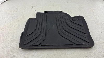 Alfombrilla trasera de goma negra BMW 320i 2012-2018, OEM trasera Foto 1 de 4