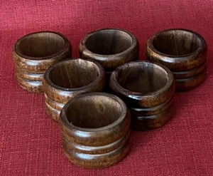 6er Set runde Serviettenringe aus Holz Mid Century Modern Tischdeko Vintage - Bild 1 von 8