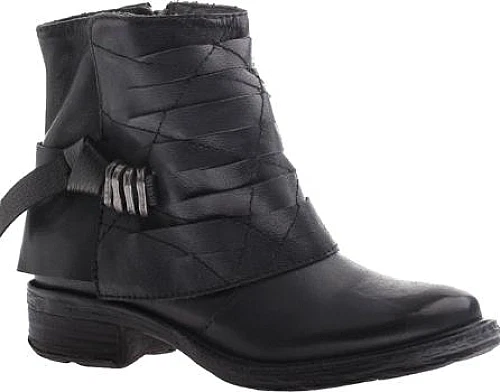 OTBT Women's Custer Boot (Lead) - Изображение 1 из 1