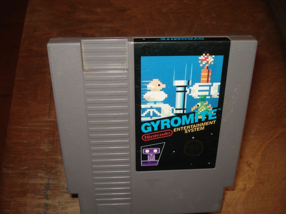 Gyromite 5 Screw Variant  NES Nintendo - Image 1 of 1