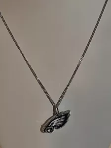 PHILADELPHIA EAGLES Charm / 20" STAINLESS STEEL 2MM CURB CHAIN WOMEN NECKLACE - Picture 1 of 6