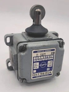 Bernstein Endschalter Positionsschalter D-SU1 RW Neuwertig - Imagen 1 de 1