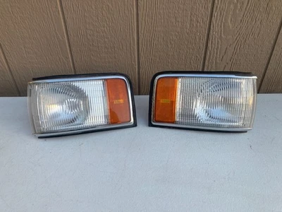 CONJUNTO MARCADOR LATERAL CADILLAC DEVILLE 1994-1996 - Imagem 1 de 4