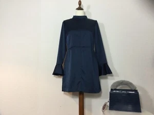 ZARA Kleid blau Satin Gr. L Kurz Rückenausschnitt edel neuw. Damen - Bild 1 von 6