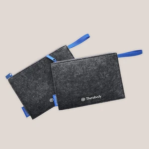NEU Therabody Pouches | Amenity Bag von United Airlines | Keine Produkte enthalten - Bild 1 von 6