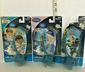 Story Time Projector Press n' Play FROZEN-TOY STORY-DOC McSTUFFINS LOTE DE TRES - Imagen 1 de 4