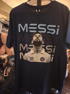 Men’s Messi Collection Men’s Soccer T-Shirt Blue Logo Size XL - Bild 1 von 3