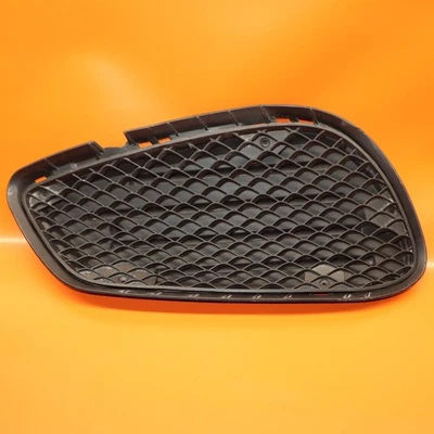 PARAGOLPES PARRILLA INFERIOR IZQUIERDA MERCEDES BENZ E350 2014 2015 2016 A212 885 0224 E400 Foto 1 de 4