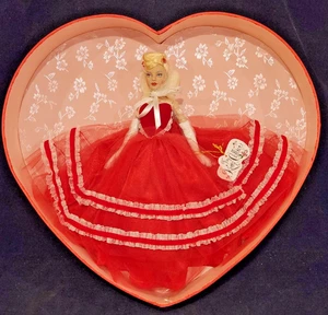 Tonner Doll Company "Tiny Kitty Collier" Valentine's Day Set -- NRFB - Picture 1 of 11