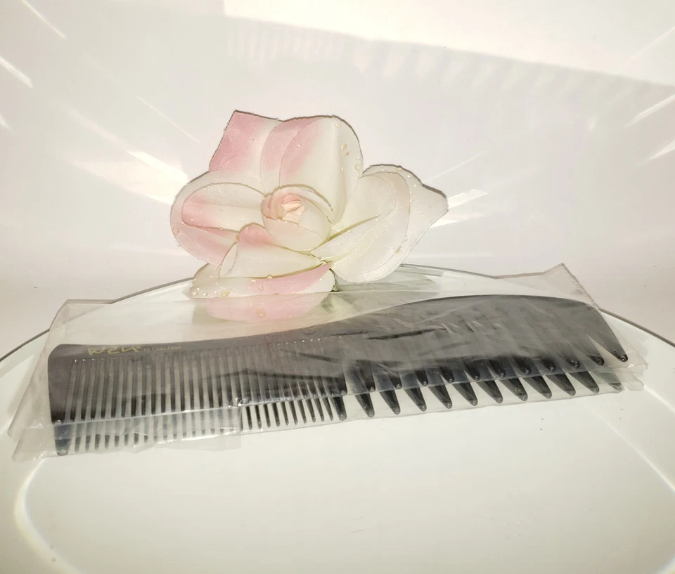 Wen by Chaz Dean Black Wide Tooth Shower Comb Hair Detangler - Image 1 of 1