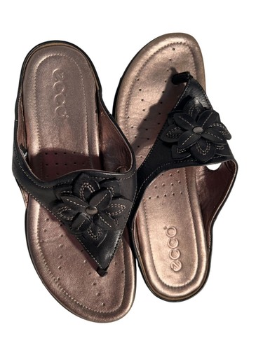 Sandalo donna ECCO nero in pelle con perizoma impreziosito 6 5 taglia 37 pelle fiore