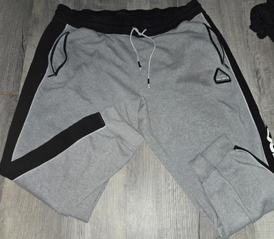 Calça de moletom Rocawear jogger masculina 5XLarge cinza bordada cônica - Imagem 1 de 4