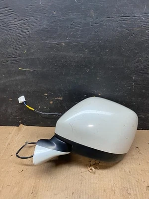 2011 to 2017 Nissan Quest Left Driver LH View Door Mirror OEM U0277 DG - Image 1 of 4