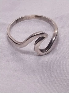 Vintage Sterling Silver MCM Abstract Artist Wave Ring 1.9 Gr Sz 8 - Picture 1 of 5