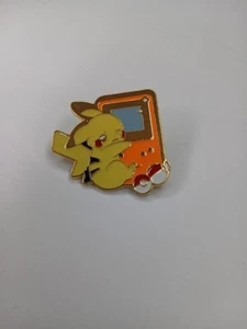 Pokemon Pikachu Gameboy Pin Badge Brooch (B8) - Picture 1 of 3