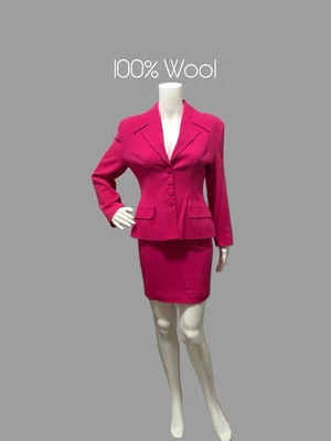 Conjunto de traje blazer y falda rosa 100 % lana de Bebe talla 2 Foto 1 de 4