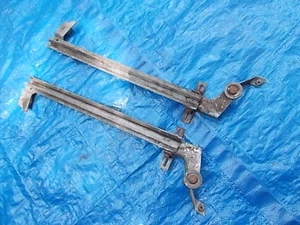 LANCIA Flaminia 2.8 / 3B COUPE Original PAIR of REAR TRACKS for DOOR WINDOWS - Picture 1 of 8