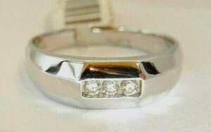 Men's 14K White Gold 1/8 Ct. T.W. 3 Round Diamond Wedding Band Ring Size 11 3/4 - Picture 1 of 4