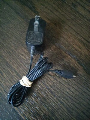 Motorola E199967 LTE Power Supply Phone Charger Mini USB - Image 1 of 4